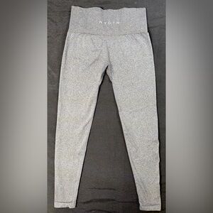 ⭐️ NVGTN Leggings Womens Medium Gray Seamless High Rise Ankle Yoga Gym Workout